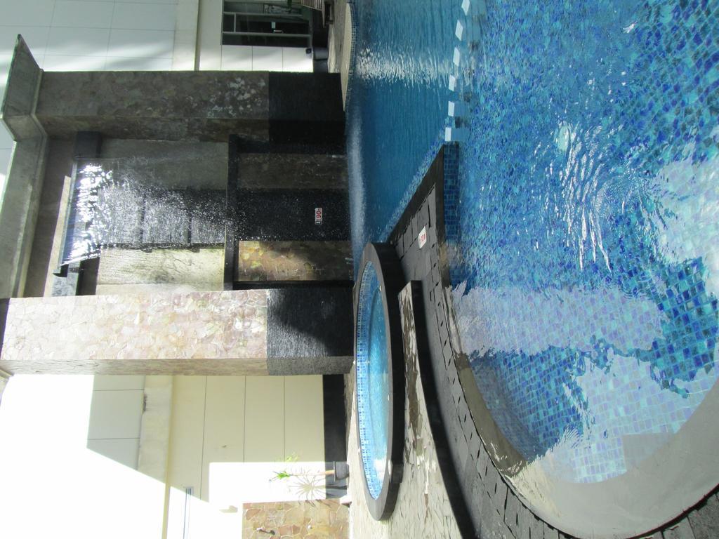A' Bahtera Residence Klandasan Kecil Exterior photo
